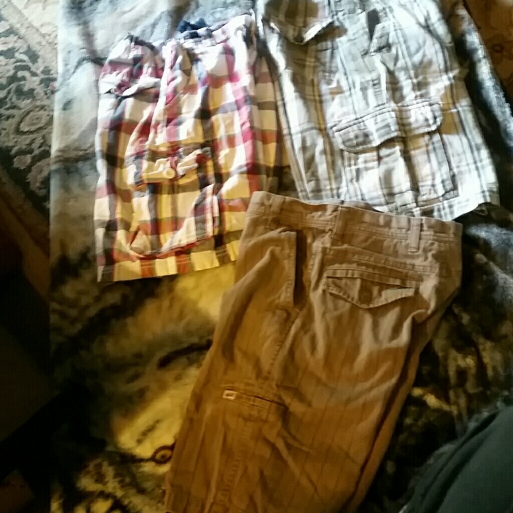 3 PAIR OF BOYS CARGO SHORTS